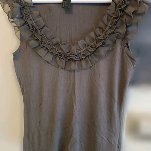 H&M blouse used, size Small, brown smokey