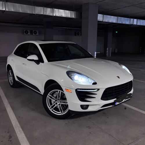 Porsche Macan S 2016 like new, petrol, 300000 km, white SUV