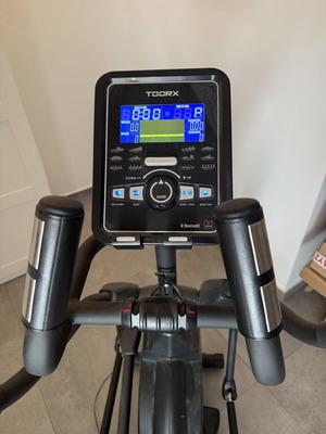 Elliptical machine model ERX 700 like new
