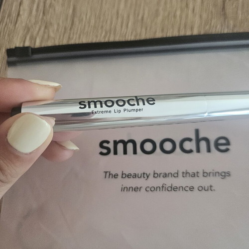 Smooche Extreme Lip Plumper like new