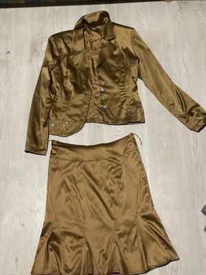 Κοστούμι με φούστα Personal Shoes σαν καινούργιο, καφέ και χρυσαφί