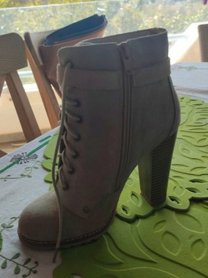 La Redoute Collections women's ankle boots new, with zipper and laces, beige