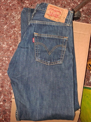 Levi's 501 Women's Jeans W30 L34 like new, blue