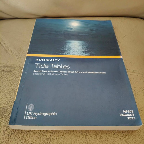 UK Hydrographic Office Tide Tables like new, English