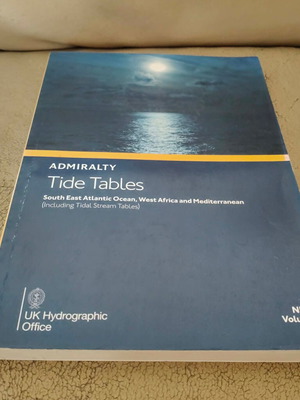 UK Hydrographic Office Tide Tables like new, English