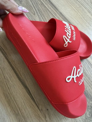 Adidas Adilette παντόφλες νέες, κόκκινες, μεγέθη 41, 42, 43, 46