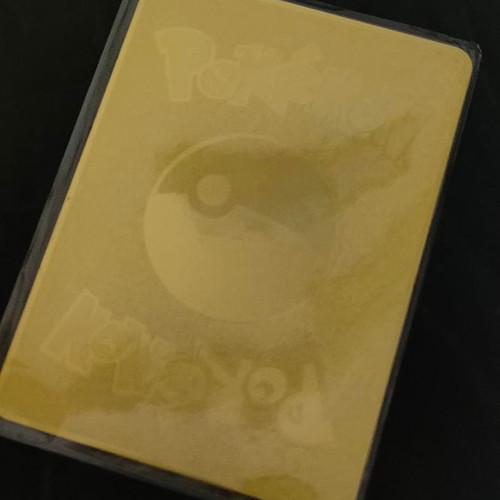 Blue-Eyes White Dragon GX Gold Collectible Card like new