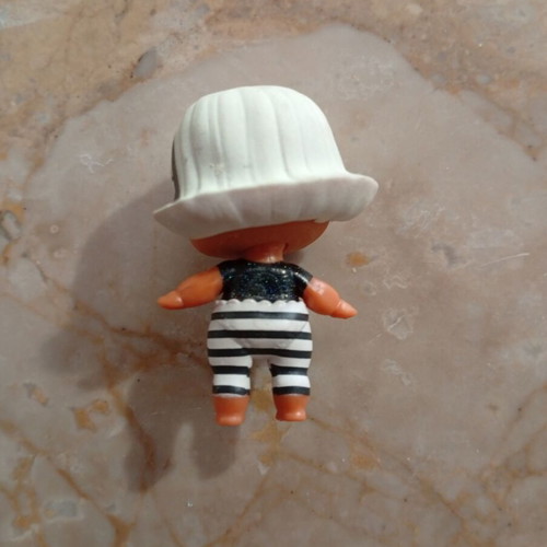Lil Witchay collectible L.O.L. Surprise! figure