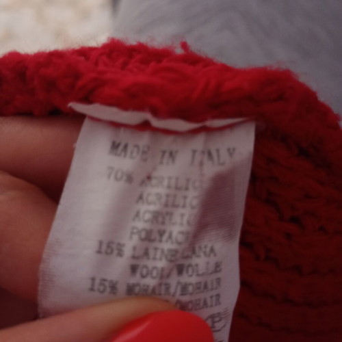 Turtleneck Sweater like new, size 5XL, red