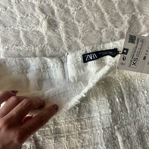 Zara White Textured Mini Skirt New with Tags Size XS