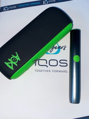 IQOS Iluma Aoki limited edition нов с USB кабел и адаптер