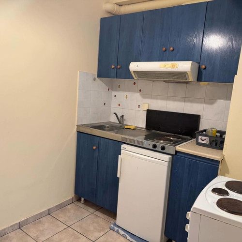Studio apartment in Patras city center with balcony and air conditioning