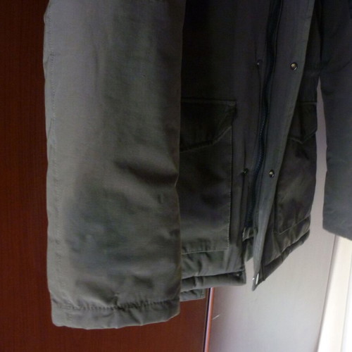 Men's parka jacket khaki like new Medium/Large with detachable hood