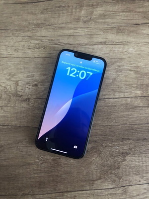 iPhone 13 128GB Midnight Blue