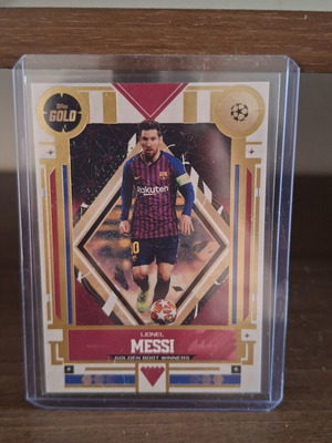 Topps Gold Messi Golden Boot Winner card like new