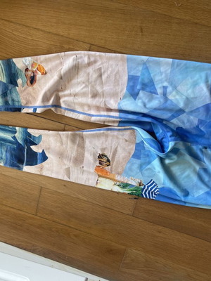 Reebok leggings used, summer design, beige and blue