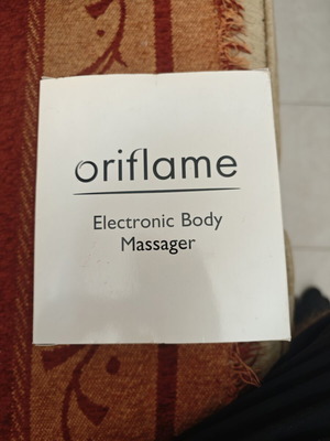 Oriflame ηλεκτρονικό μασάζ σώματος