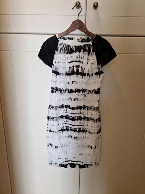 Sand dress used, size Small, black and white