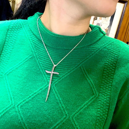 Gavello cross chain 18k used with black diamonds