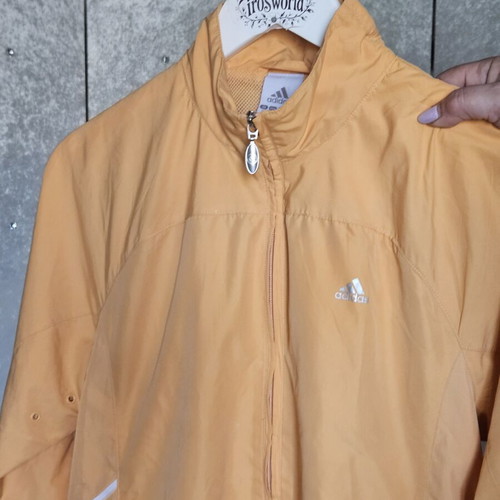 Adidas Vintage Orange Windbreaker Jacket M like new, mesh lining