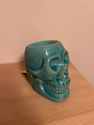 Skull oil burner new