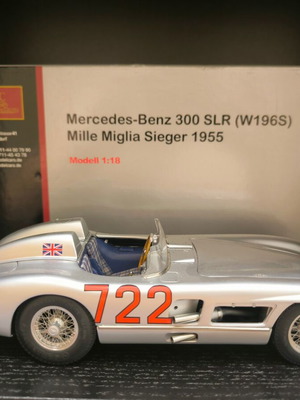 КРАЙНА ОФЕРТА CMC Mercedes Benz 300 SLR (w196s) 1/18 колекционерски модел
