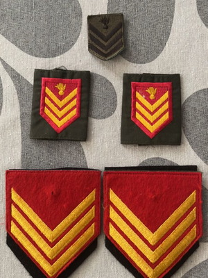 Infantry patches and American and Greek paratrooper chevrons like new