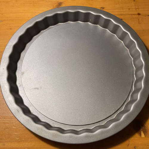 IKEA Nonstick Tart Pan with Removable Inner Disk 26 cm Like New