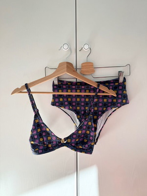 MARCH Retro Print Anna Bikini new, size Medium, multicolor
