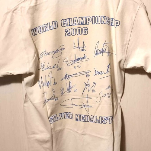 Collectible t-shirt with signed players Greece national team Silver medalist 2006 like new