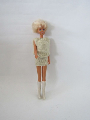 Vintage Hasbro Doll with Handmade Knitted Clothes 1988 Sindy or Maxie used