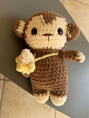 Amigurumi monkey like new, handmade