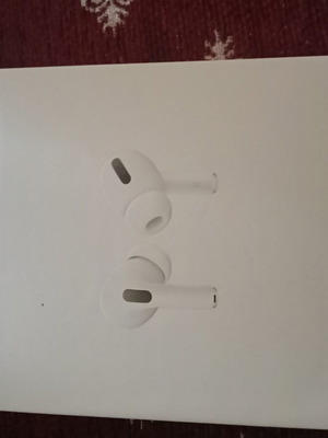 iPhone box