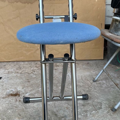 Folding ironing chair used with adjustable seat