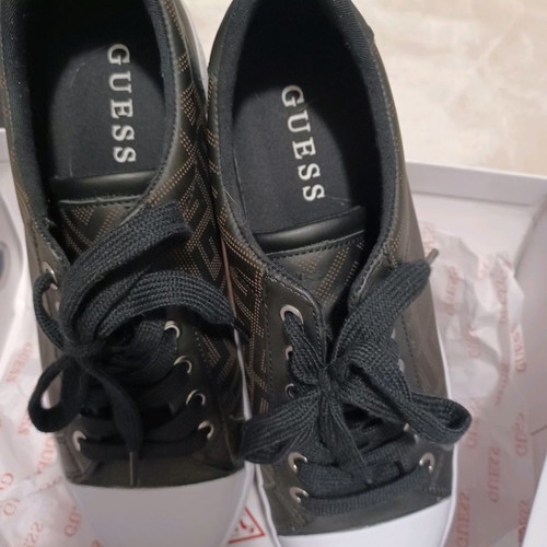 Guess shoes size 39 used black sneakers with logo