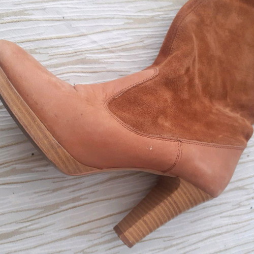 Zara boots used camel with 9cm heel size 39