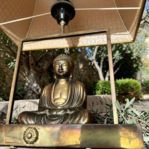 Buddha lamp vintage table lamp with metal base and pagoda shade used