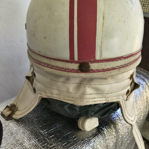Vintage 1950s motorcycle helmet similar to Thanasis Veggos films