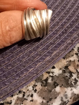 Silver ring thick, beautiful