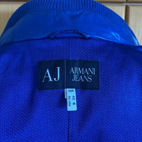 Αδιάβροχο μπουφάν Armani Jeans σαν καινούργιο, μπλε, με κρυμμένη κουκούλα