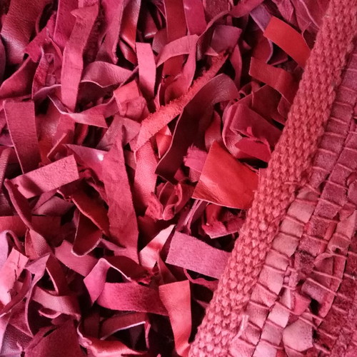 Red leather rug 0.60x1.00 new
