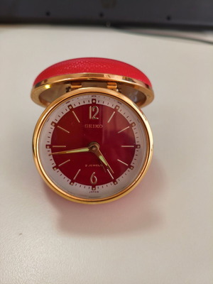 Seiko Vintage 1960s Travel Alarm Clock used, needs repair, decorative
