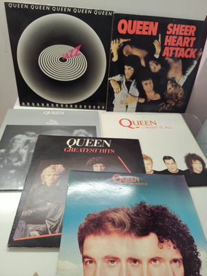 Vintage συλλογή βινυλίων Queen, σαν καινούργιο, 7 δίσκοι