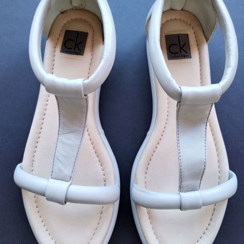 Calvin Klein flat sandals milky gray size 39 like new