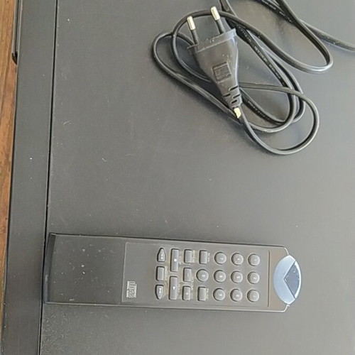 Marantz CD player like new