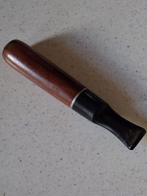 Πίπα τσιγάρου μεταχειρισμένη από ξύλο BriarΡείκι με μαύρο επιστόμιο