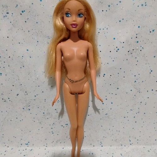 My Scene Kennedy First Wave doll used with flaws