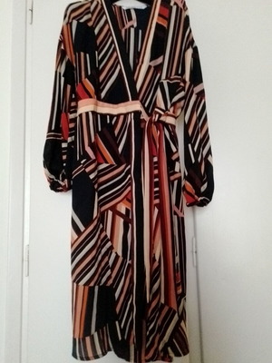 Zara wrap dress like new, multicolored, size M