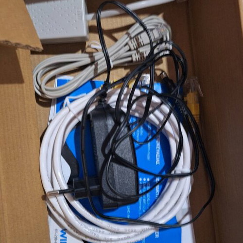 Zyxel router VMG8623-T50B like new Vdsl Voip IAD