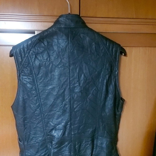 Gestuz leather vest used, black, size S